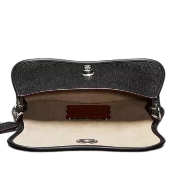 COACH Mini Wavy Dinky Bag in Coachtopia Leather - Picture 5 of 7